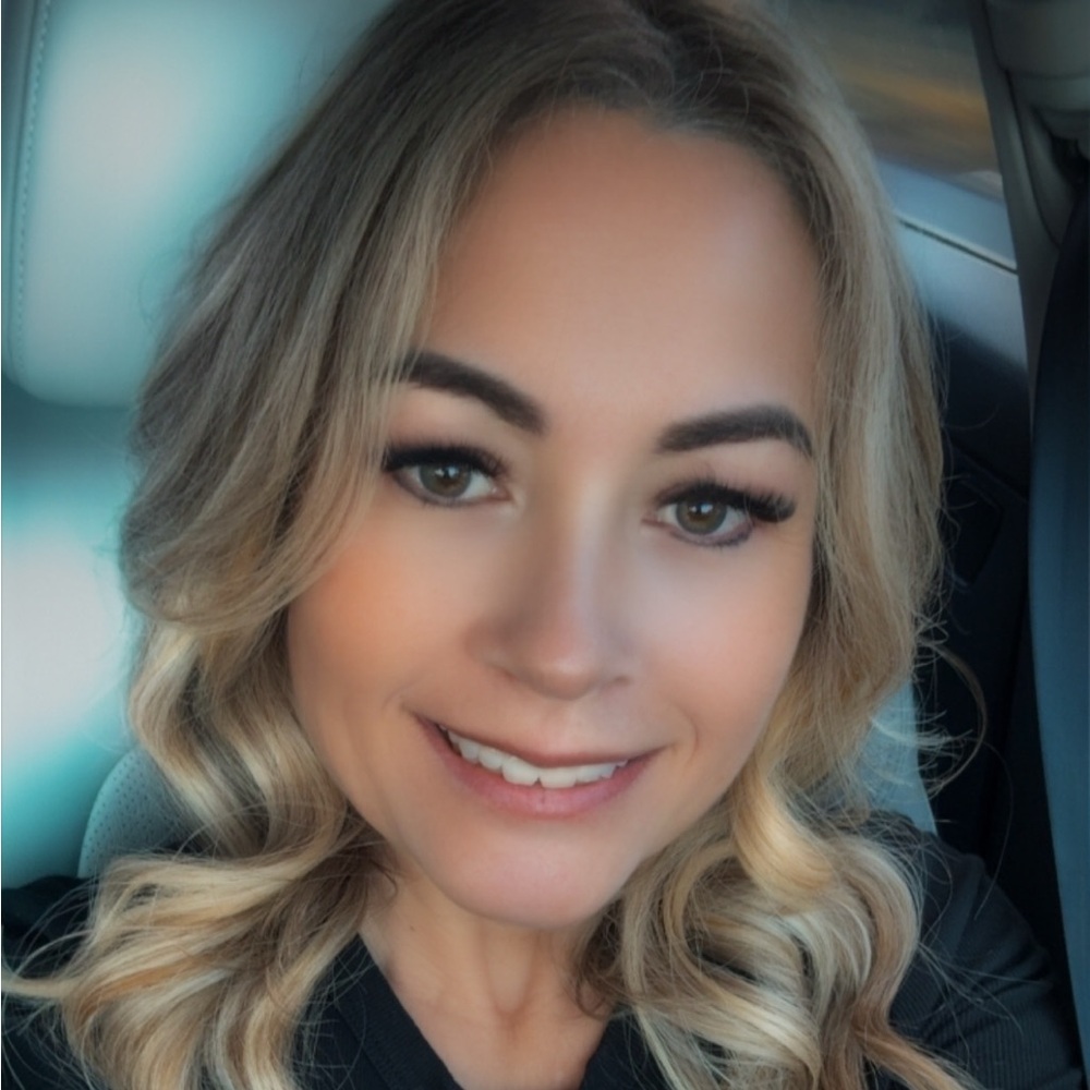 Meet your Posher, Tina